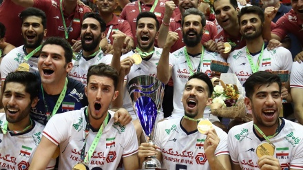 İroni voleybol milli kamanda de zumandəti Asiaədə ğəhrəman be.