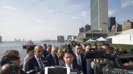 Italia: Conte, sui migranti non arretreremo