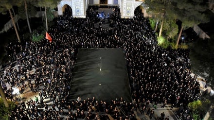 Peringatan Malam ke-11 Muharram di Semnan