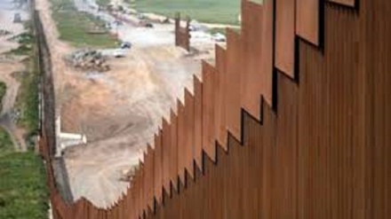 Usa, il Pentagono sblocca 3.6 miliardi per costruire il muro con il Messico