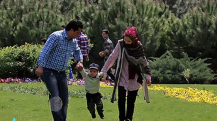 Iranian Family (46)
