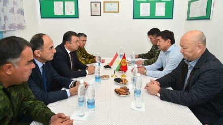 نشست نخست وزیران تاجیکستان و قرقیزستان پس از نزاع خونین در مرز دو کشور