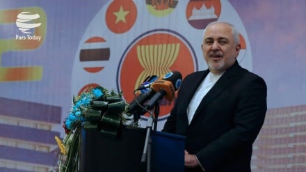 扎里夫：通过合作和互动，世界将变得更好的地方