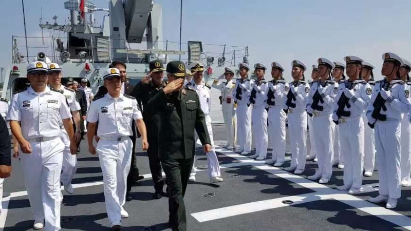 イランのバーゲリー統合参謀本部議長が、中国・上海の海軍基地を視察