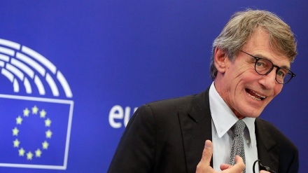 Brexit: Johnson invita Sassoli a Londra