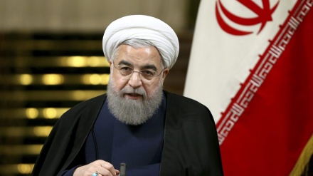 Presidenti i Iranit në Ankara për samitin me Putin dhe Erdogan