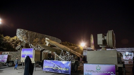 Pameran Terbesar Pekan Pertahanan Suci (2)