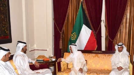 میزبانی امیر کویت از فرستاده امیر قطر پیش از عزیمت به آمریکا
