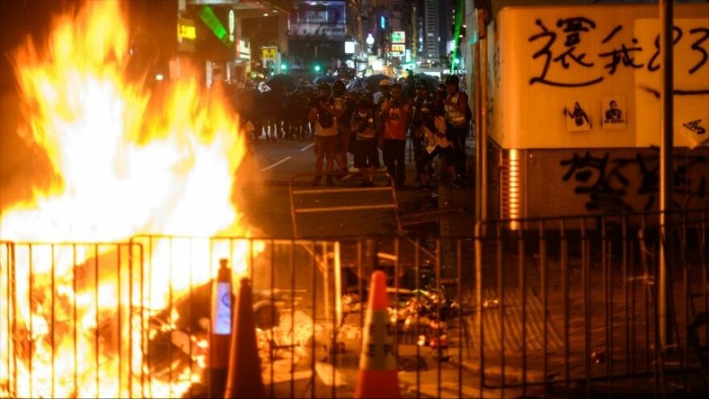 Venezuela censura violencia desatada por “foráneos” en Hong Kong