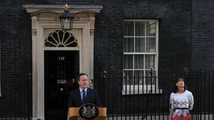 Brexit: Cameron regola i conti