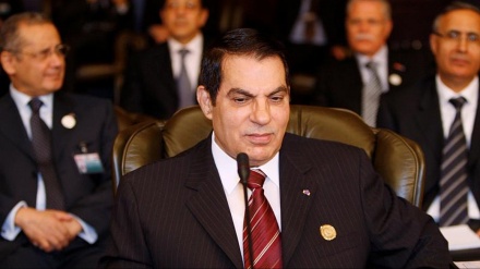 Vdes në ekzil ish-presidenti diktator i Tunizisë