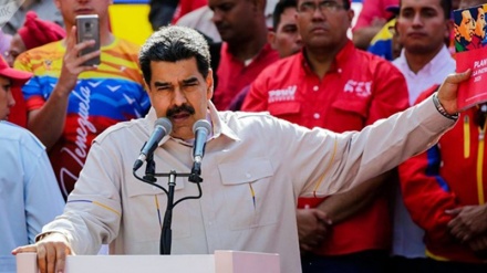 Maduro denuncia nueva “guerra fría” de EEUU para destruir a China