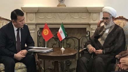 Эрон ва Қирғизистон  суд соҳасидаги ҳамкорликларини кенгайтиришни таъкидлашмоқда