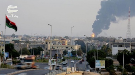 Libia: raid aerei di Haftar a Sirte