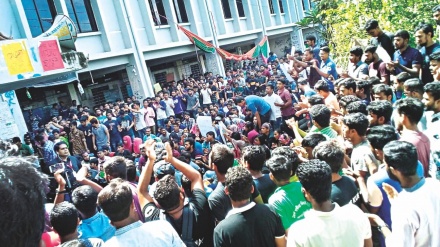 বশেমুরবিপ্রবি ভিসির পদত্যাগের দাবিতে অনড় শিক্ষার্থীরা, ইবি প্রক্টরের পদত্যাগ