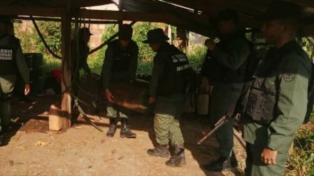 Venezuela desmantela base clandestina de paramilitares colombianos