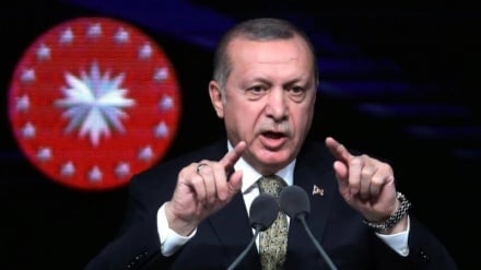 Migranti, Erdogan a Ue: 
