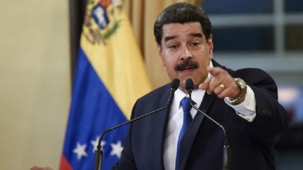 Maduro fustiga a Trump por “chantajear” a líderes de otros países