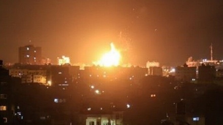 Aviones de guerra israelíes bombardean la Franja de Gaza 