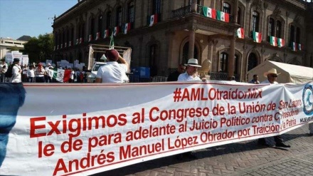 “Fuera traidor”: Mexicanos exigen la renuncia de López Obrador+Video
