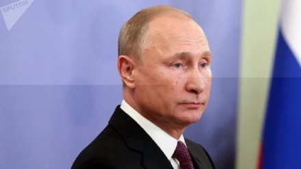 Putin propone alla NATO una moratoria sullo schieramento di missili in Europa