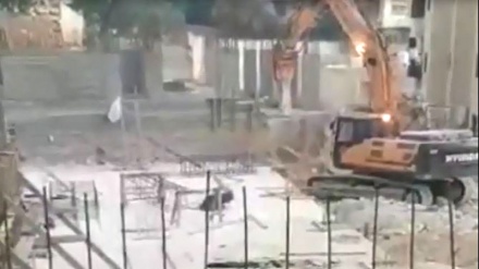 Buldoser Israel Hancurkan Dua Bangunan di Timur al-Quds