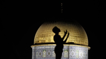 Israelische Siedler greifen Al Aqsa-Moschee an