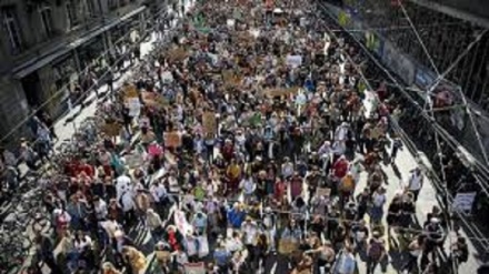 Clima, Svizzera: in 100'000 a Berna