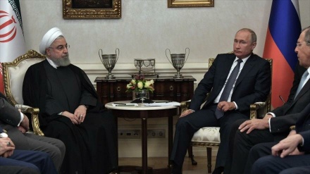 Putin a Rohani: Pacto nuclear sigue vivo y no tiene alternativa