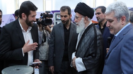 イラン最高指導者が、石油経済からの脱却を強調（動画）