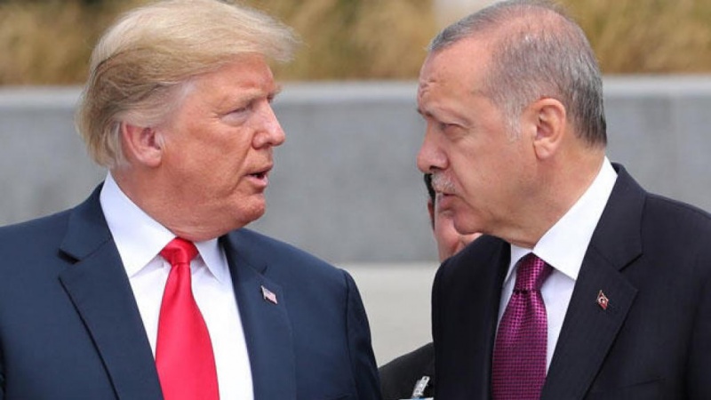 特朗普下令制裁土耳其三名部长，包括土耳其内政部长、国防部长以及能源部长