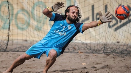 دروازه‌بان ایران، جزو 10 اسطوره برتر تاریخ فوتبال ساحلی جهان