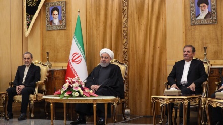 鲁哈尼：伊朗在世界各国之间的地位日益提升