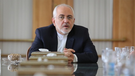 Zarif dënon mashtrimet e reja të Amerikës rreth terrorizmit ekonomik kundër Iranit