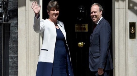 DUP në Irlandën e veriut kundërshton marrëveshjen për Brexit-in