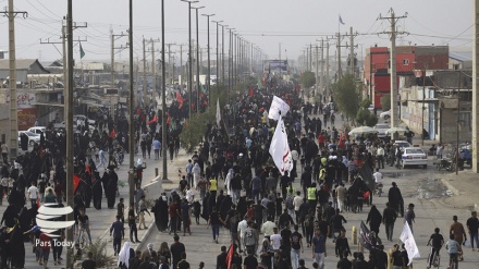 Peringati Arbain, Rakyat Iran Tenggelam dalam Duka