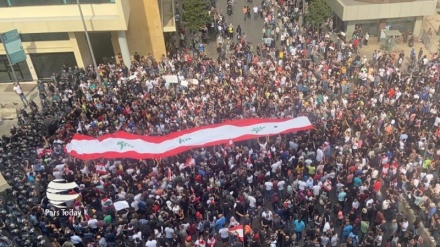 Maandamano ya watu wa Lebanon, makataa ya Hariri na ahadi za Jenerali Aoun