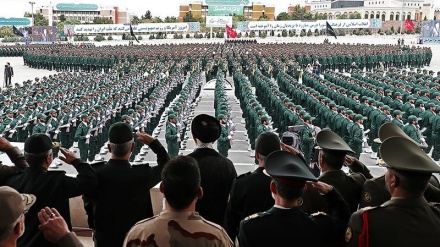 Wisuda Taruna Militer Universitas Imam Hussein as (2)