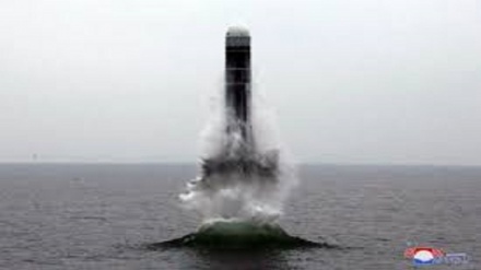 Pyongyang corrobora prueba de misil balístico desde un submarino