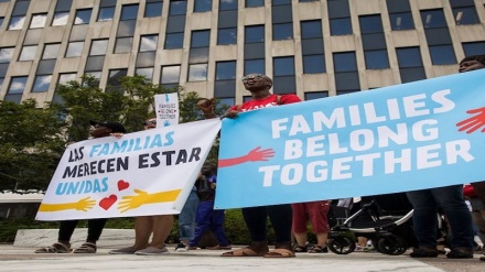 For immigrants, Trump is making America crueler again (2)