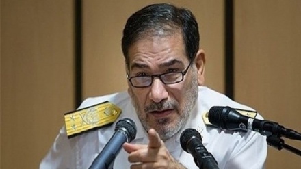 شمخانی: پاسخ پشیمان‌کننده‌ای به عوامل حمله به کشتی ایرانی خواهیم داد