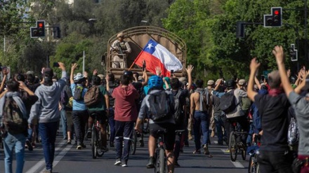 Protests continue in Chile, president remains defiant