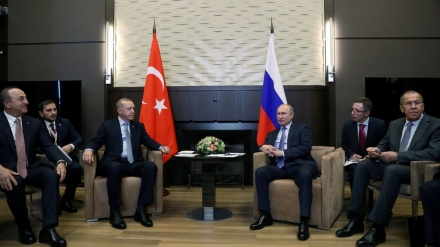 SHBA paralajmëron Turqinë kundër ndihmës së Rusisë për të anashkaluar sanksionet amerikane