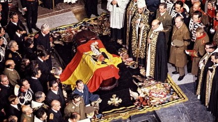 El Gobierno extrema la alerta y aísla a los Franco para evitar homenajes