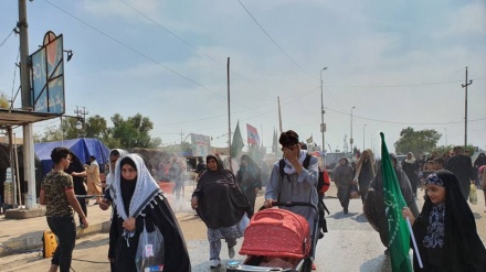 कर्बला का सफ़रः पार्स टुडे हिंदी के संवाददाता हसन अब्बास कर्बला के क़रीब पहुंच चुके हैं और कुछ ही घंटों में उस जगह पहुंचने वाले हैं जहां नबी का नवासा आराम कर रहा है, 