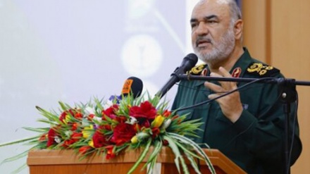 “El enemigo se siente impotente ante poderío de pueblo iraní”
