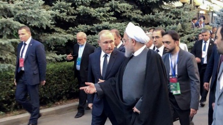 イランとロシアの両首脳が会談