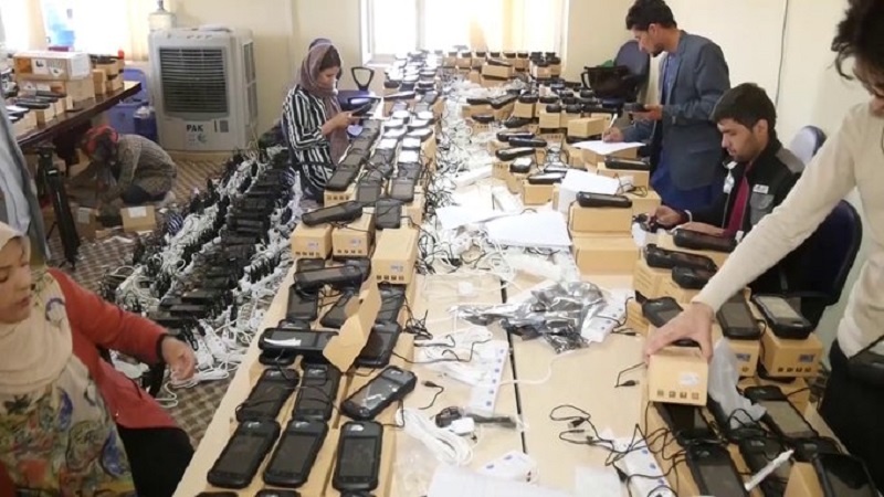 تغییر در شیوه انتقال اطلاعات دستگاه های بیومتریک در افغانستان 