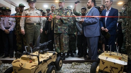 Iran Luncurkan Peralatan Canggih Militer (3)