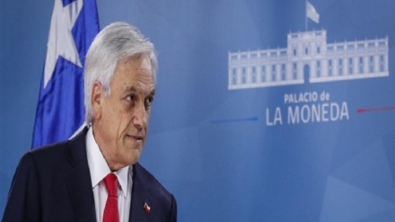Piñera pide perdón y propone agenda social